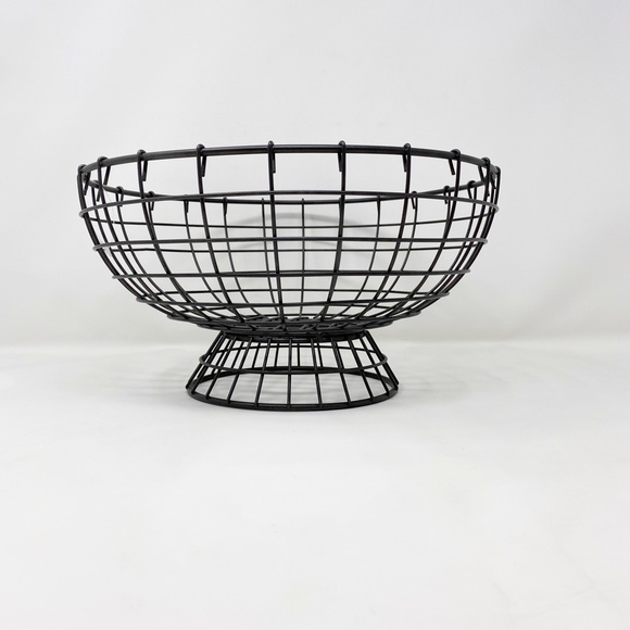 Round Antique Wire Footed Friot Bowl Better Homes - Picture 2 of 3
